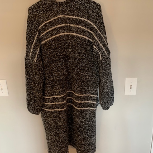 Essue oversized cardigan - Picture 4 of 6